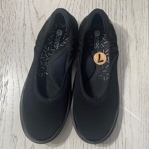 Black slip on flats